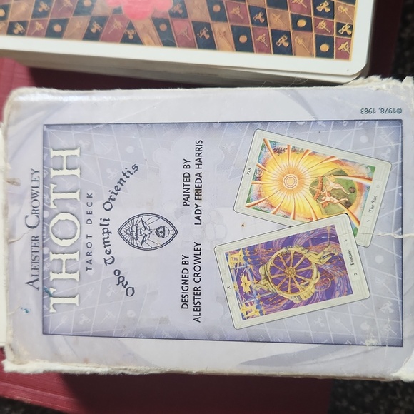 Aliester Crowley Tarot Deck - Picture 2 of 12